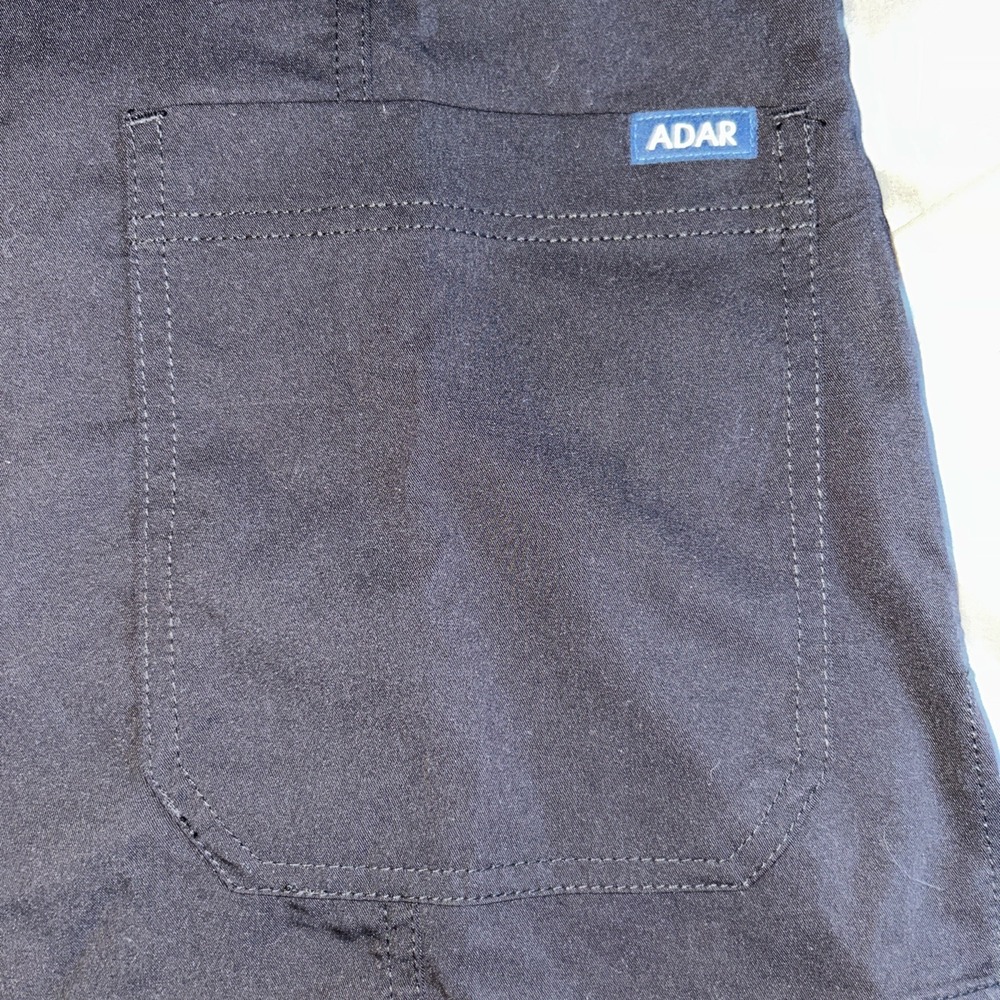 Adar Pro Women's Black V-Neck Short Sleeve Tailored Fit Scrub Top NEW Size XS - Picture 5 of 9